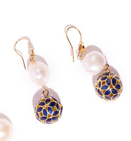 Classicaly beautiful handmade earrings have charming enamel round drop paired with freshwater pearls. 